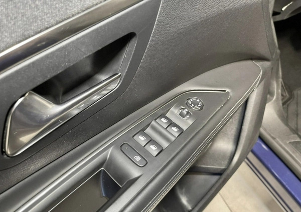 Peugeot 3008 cena 93000 przebieg: 116000, rok produkcji 2019 z Jasień małe 781